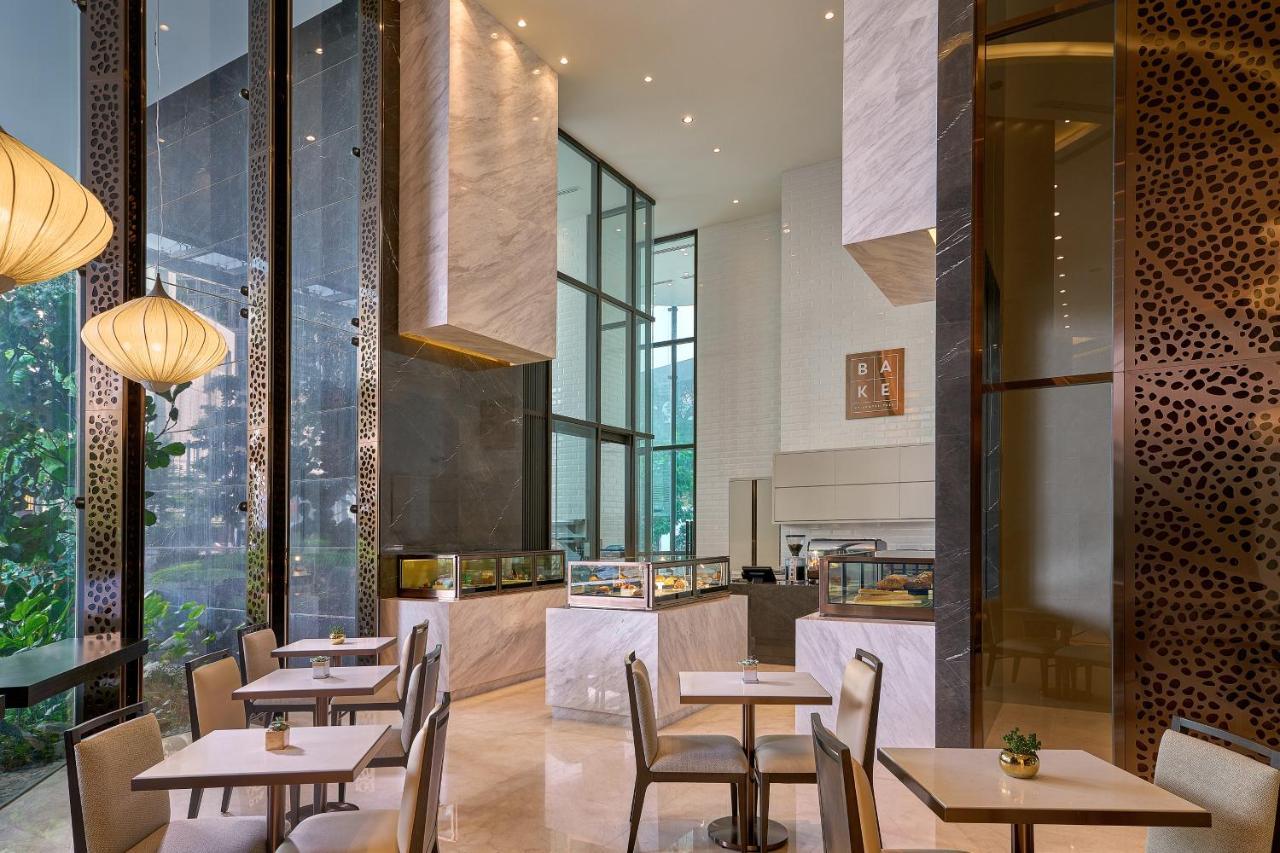 Banyan Tree Kuala Lumpur Hotel Exterior photo The Lounge at the airport
