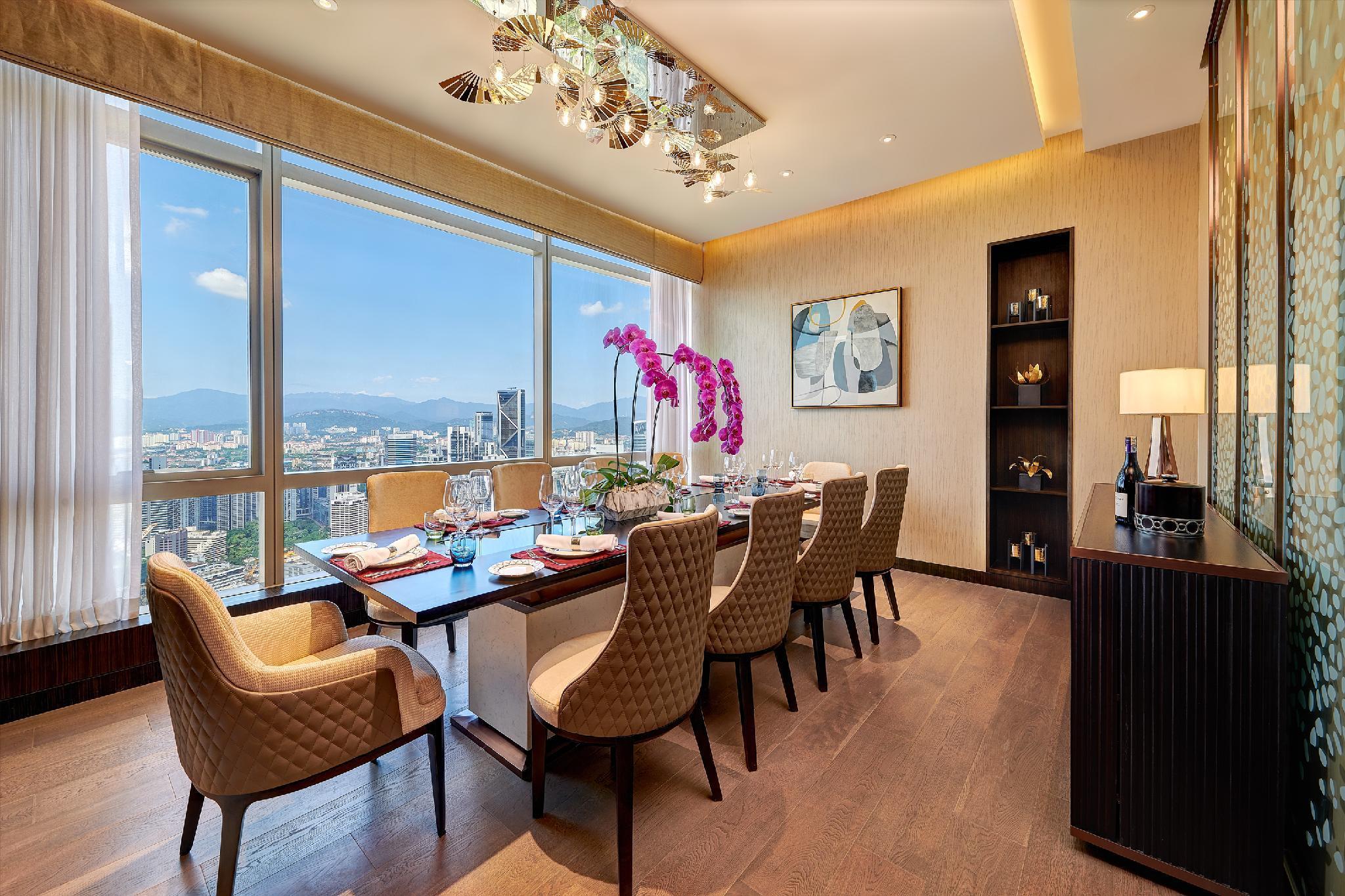 Banyan Tree Kuala Lumpur Hotel Exterior photo Dining room